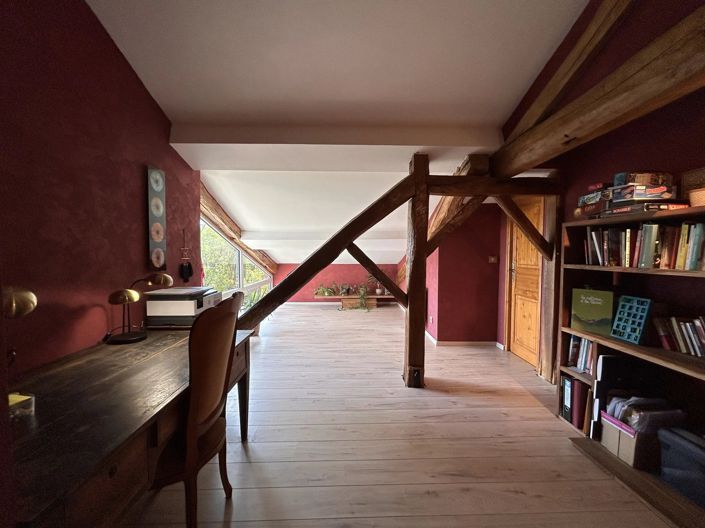 Image No.33-4 Bed House for sale