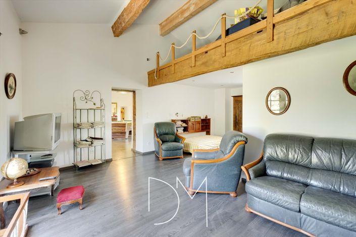 Image No.24-4 Bed House for sale