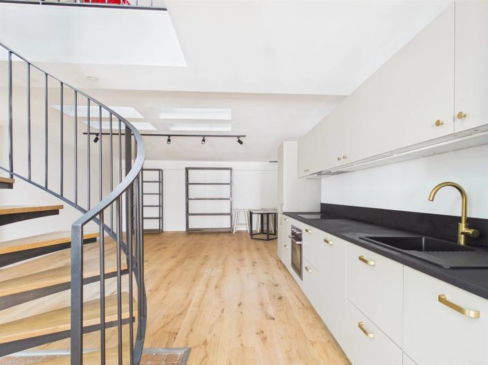 Image No.6-Apartment for sale