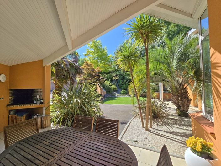Image No.7-4 Bed Property for sale