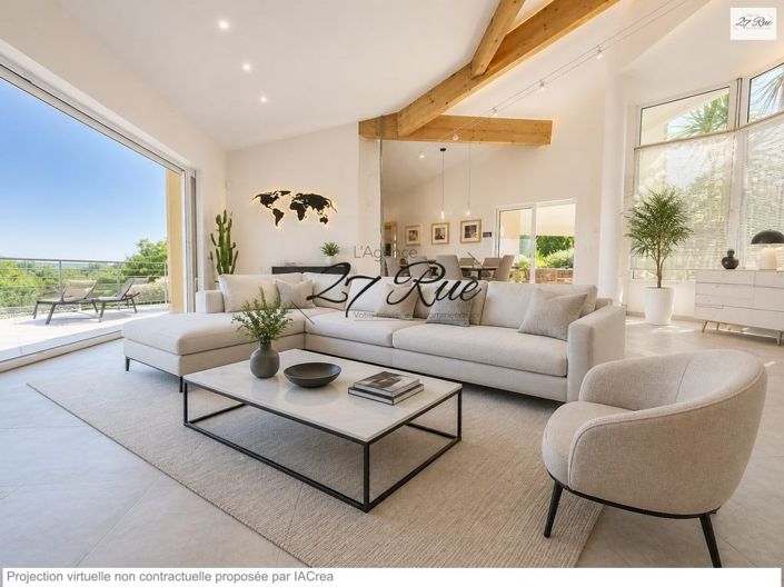Image No.8-4 Bed Property for sale