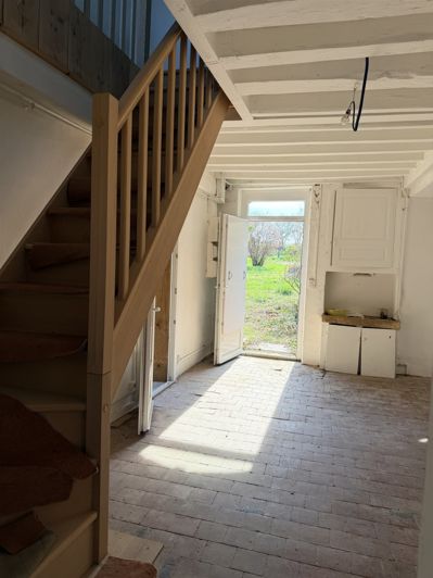 Image No.10-2 Bed House for sale