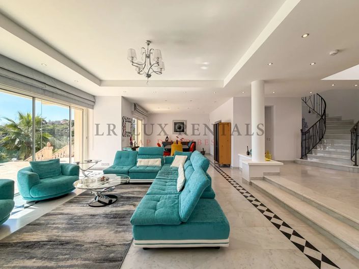 Image No.8-4 Bed House for sale