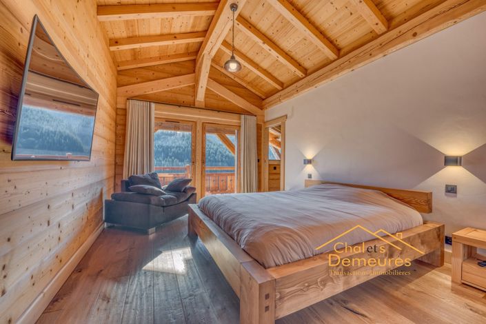 Image No.5-4 Bed House for sale