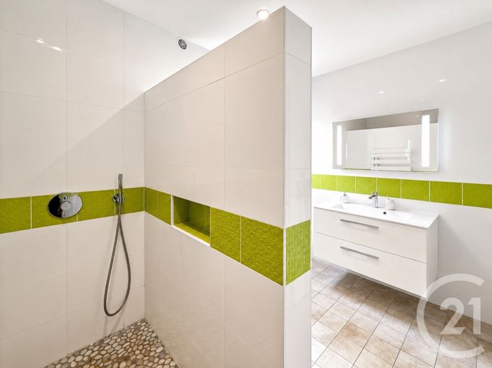 Image No.32-4 Bed House for sale