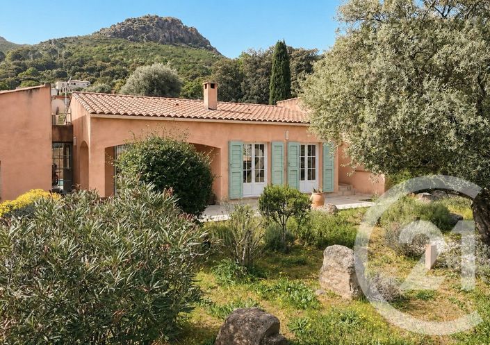 Image No.35-4 Bed House for sale