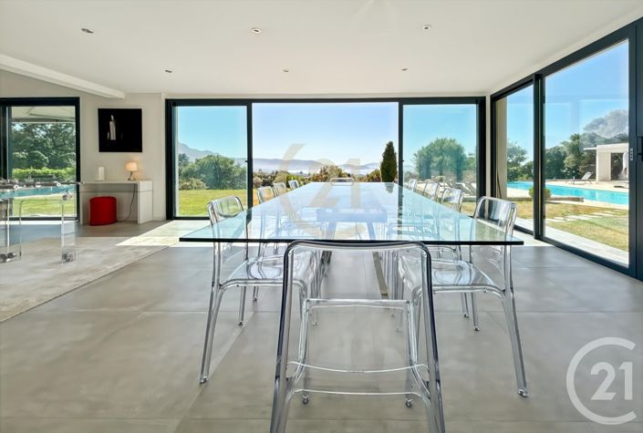 Image No.13-6 Bed House for sale