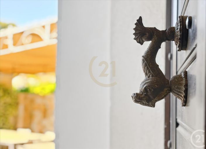 Image No.22-6 Bed House for sale