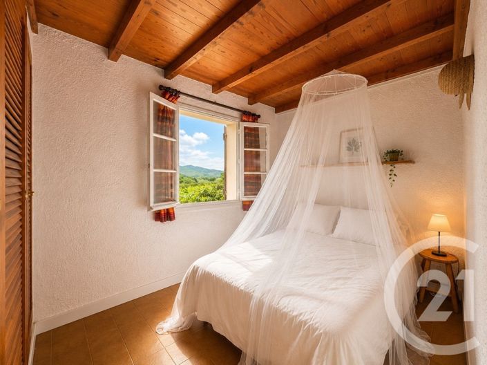 Image No.2-2 Bed House for sale