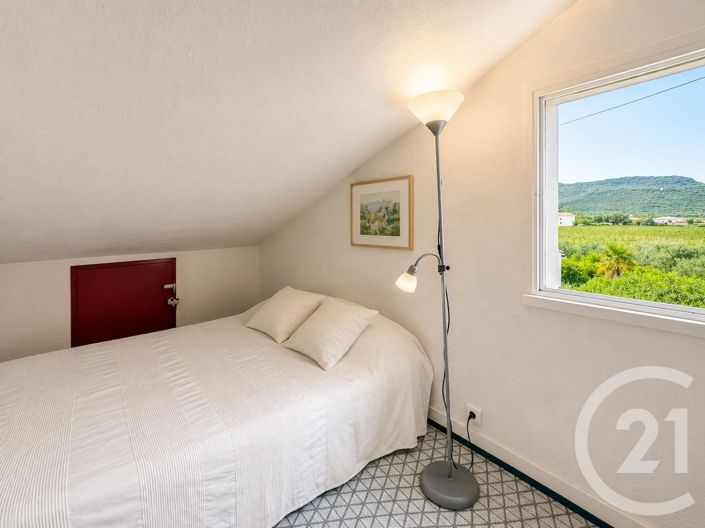 Image No.3-2 Bed House for sale