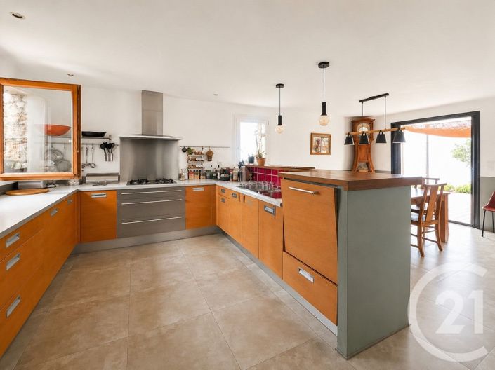 Image No.13-5 Bed House for sale