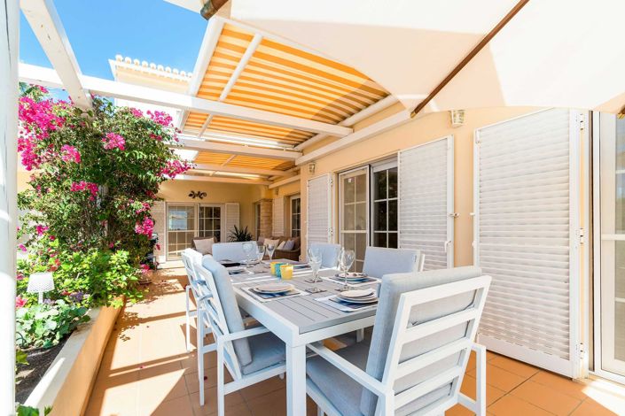 Image No.17-4 Bed House for sale