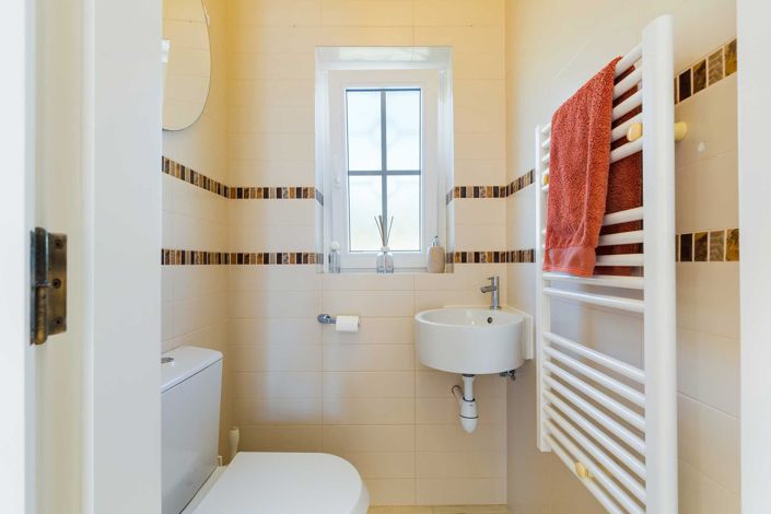 Image No.30-4 Bed House for sale