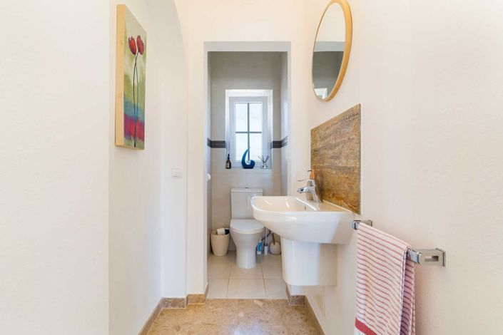 Image No.39-4 Bed House for sale