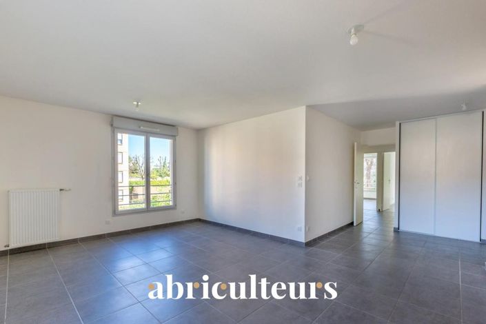 Image No.13-3 Bed Apartment for sale