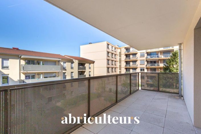 Image No.9-3 Bed Apartment for sale