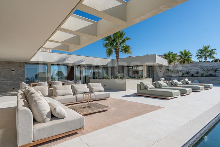 Image No.35-5 Bed House for sale