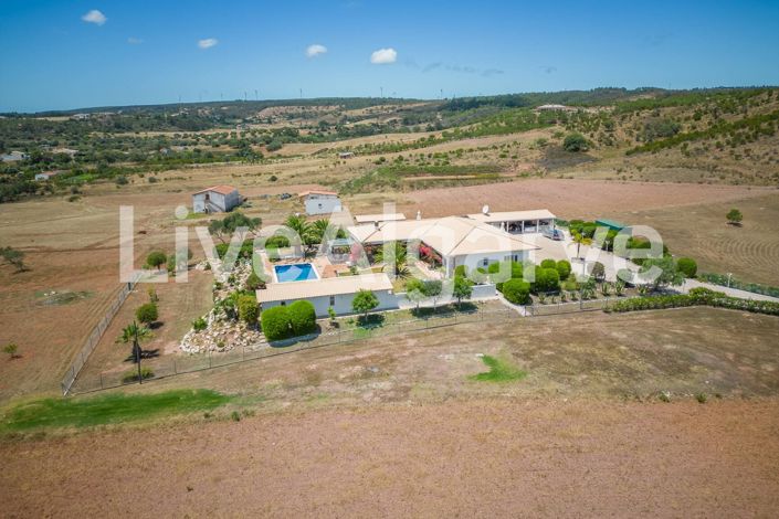 Image No.49-4 Bed House for sale