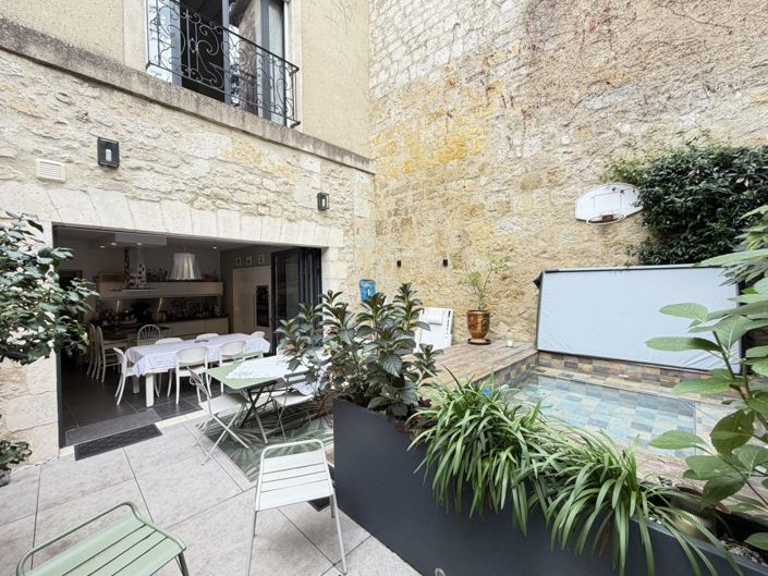 Characterful Town House with Courtyard, Swimming Pool and Garage in the Heart of Condom