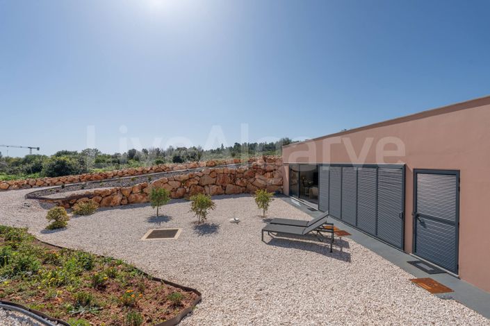 Image No.51-4 Bed Property for sale