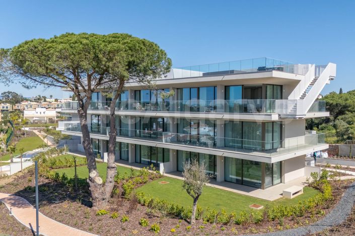 Image No.4-4 Bed Apartment for sale