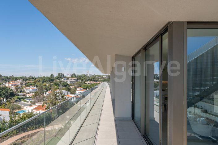 Image No.8-4 Bed Apartment for sale