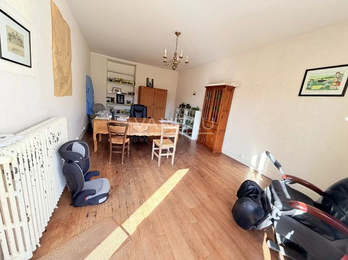 Image No.11-House for sale