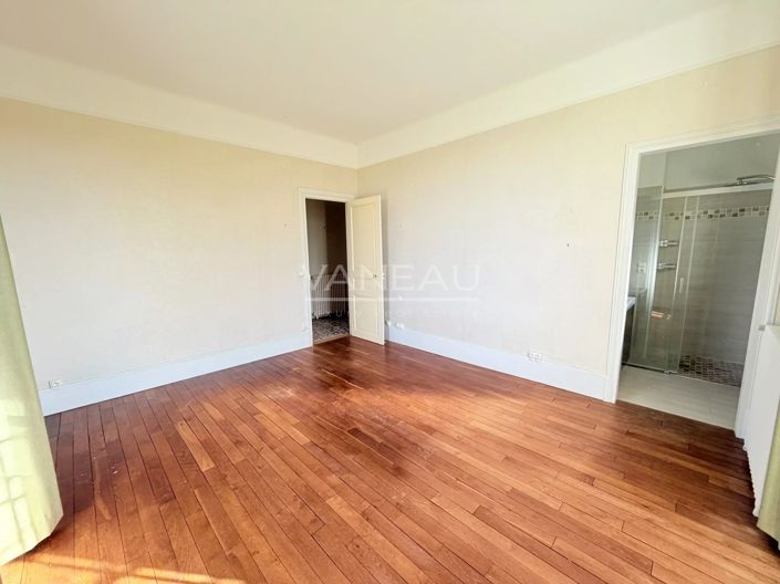Image No.14-House for sale