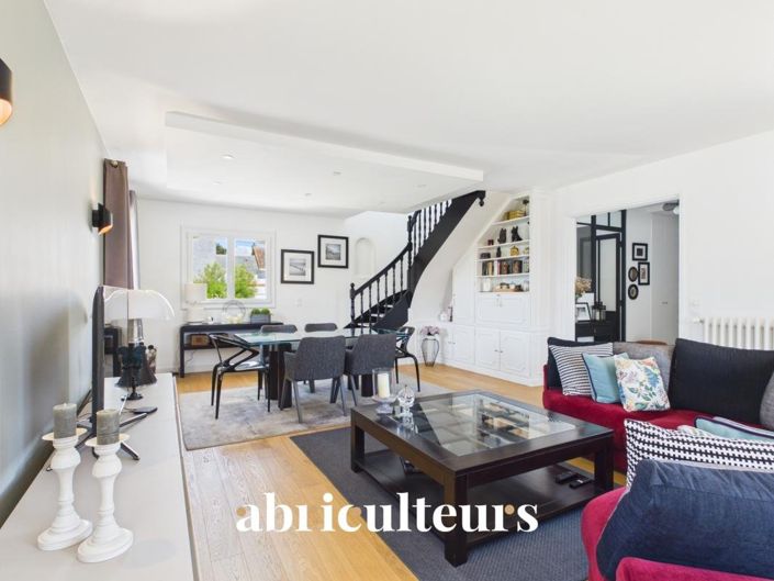 Image No.4-4 Bed House for sale