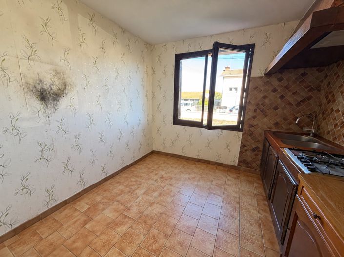 Image No.6-3 Bed House for sale
