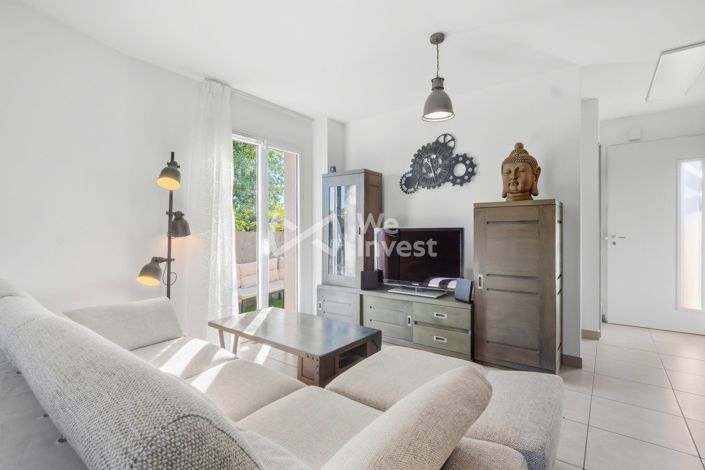 Image No.2-3 Bed House for sale