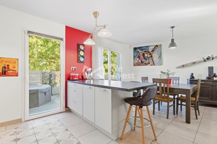 Image No.4-3 Bed House for sale