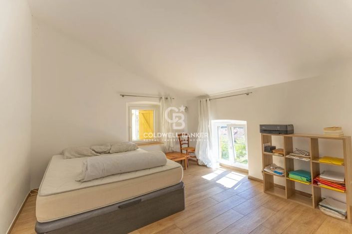 Image No.12-3 Bed Apartment for sale