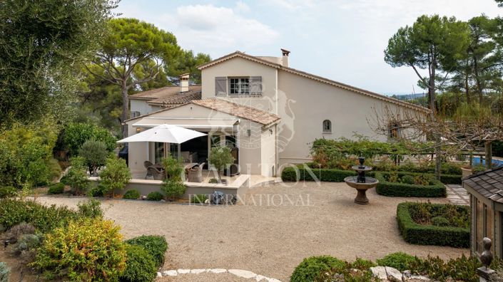 Image No.12-5 Bed House for sale