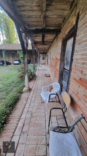 Image No.16-4 Bed House for sale