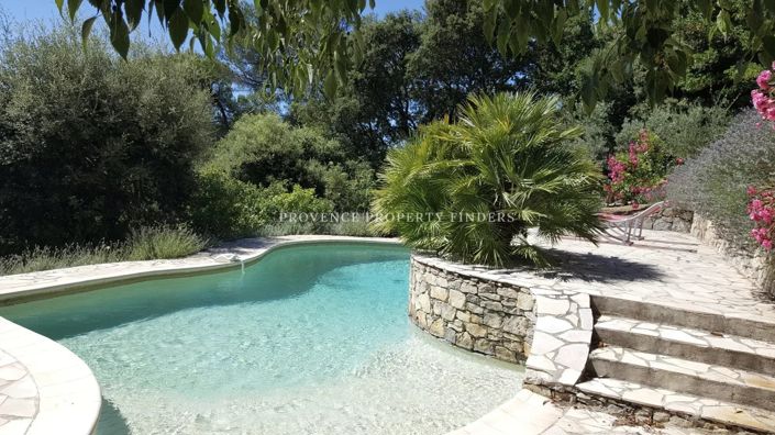 Image No.20-5 Bed House for sale
