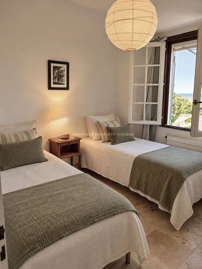 Image No.23-5 Bed House for sale