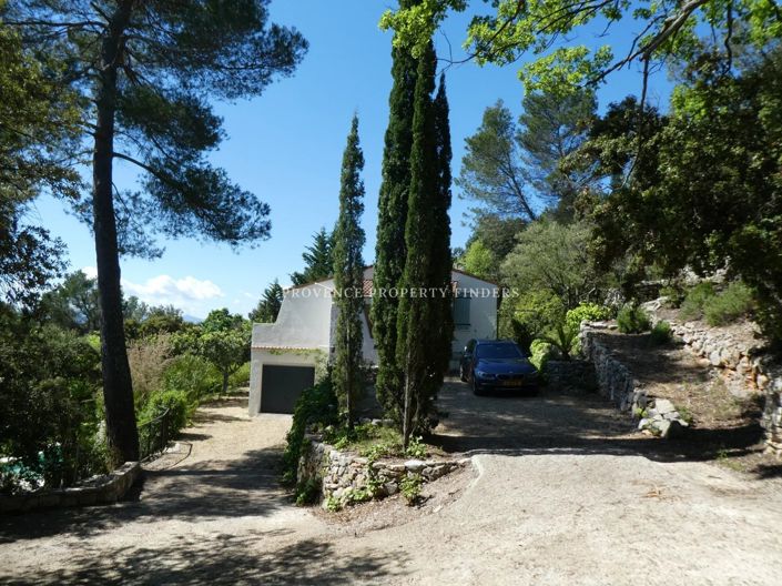 Image No.9-5 Bed House for sale
