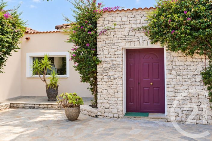 Image No.22-4 Bed House for sale
