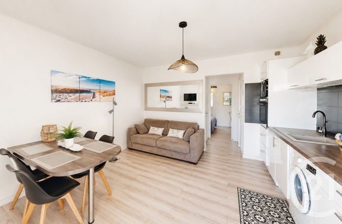 Image No.23-6 Bed House for sale
