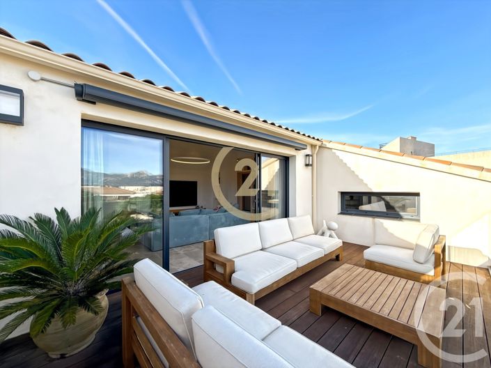 Image No.3-3 Bed Apartment for sale