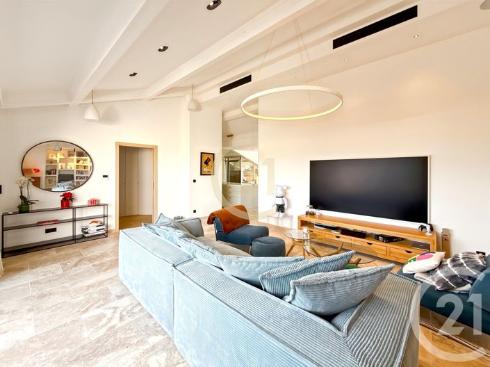 Image No.8-3 Bed Apartment for sale