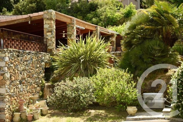 Image No.18-4 Bed House for sale