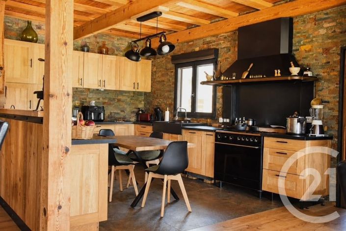 Image No.7-4 Bed House for sale