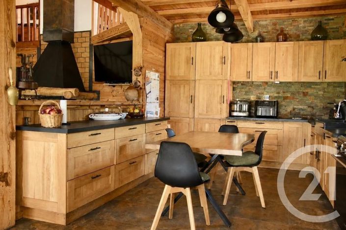 Image No.8-4 Bed House for sale