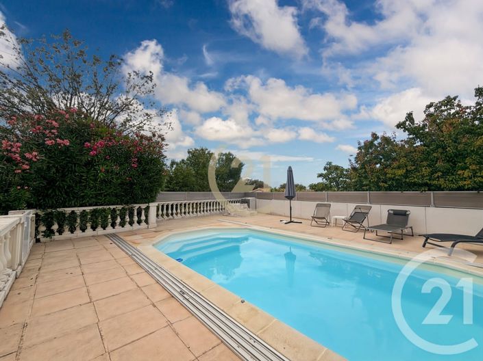 Image No.31-6 Bed House for sale