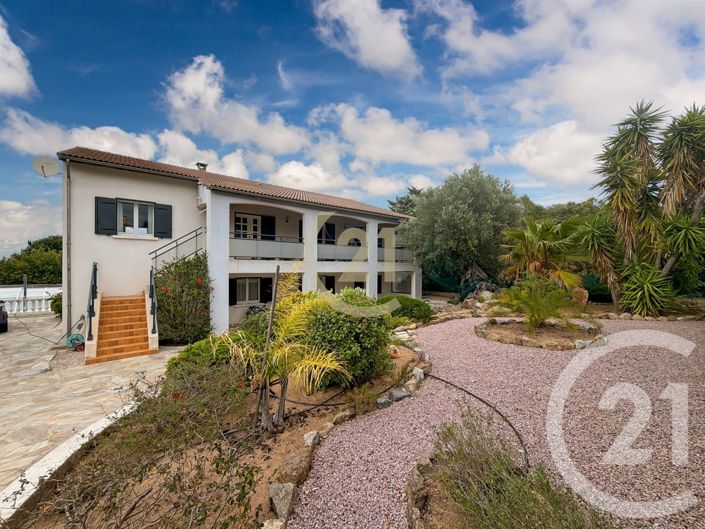 Image No.34-6 Bed House for sale