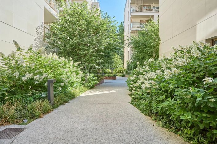 Image No.16-4 Bed Apartment for sale