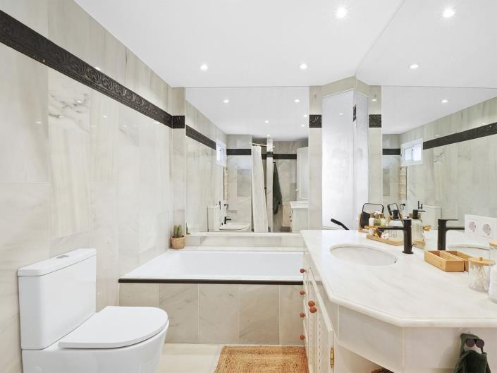Image No.5-2 Bed Duplex for sale