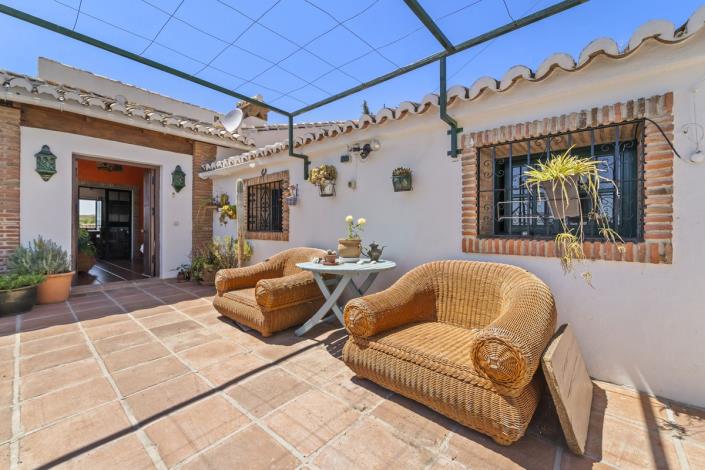 Image No.30-5 Bed Villa / Detached for sale